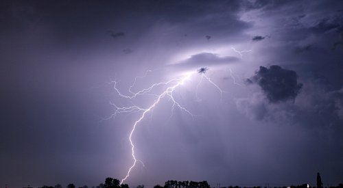 Thunderstorm watch issued for area north of Kamloops