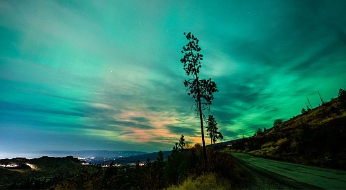 PHOTOS: The Northern Lights dazzled above Kelowna on Tuesday night